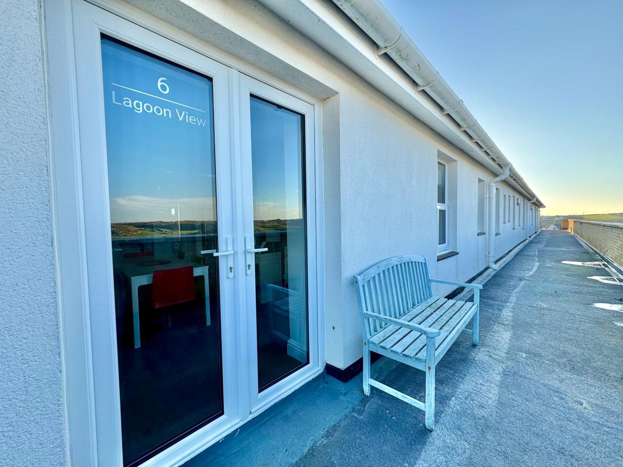 Lagoon View - Sea View- Pet Friendly - 2 Bed Apt - En-Suite Трирддур Экстерьер фото